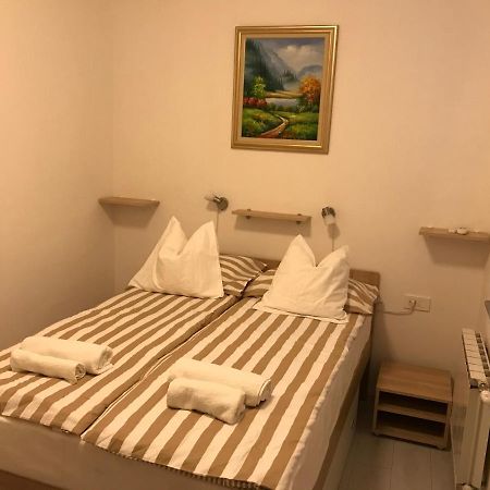 Leptir Hostel Zagreb Luaran gambar