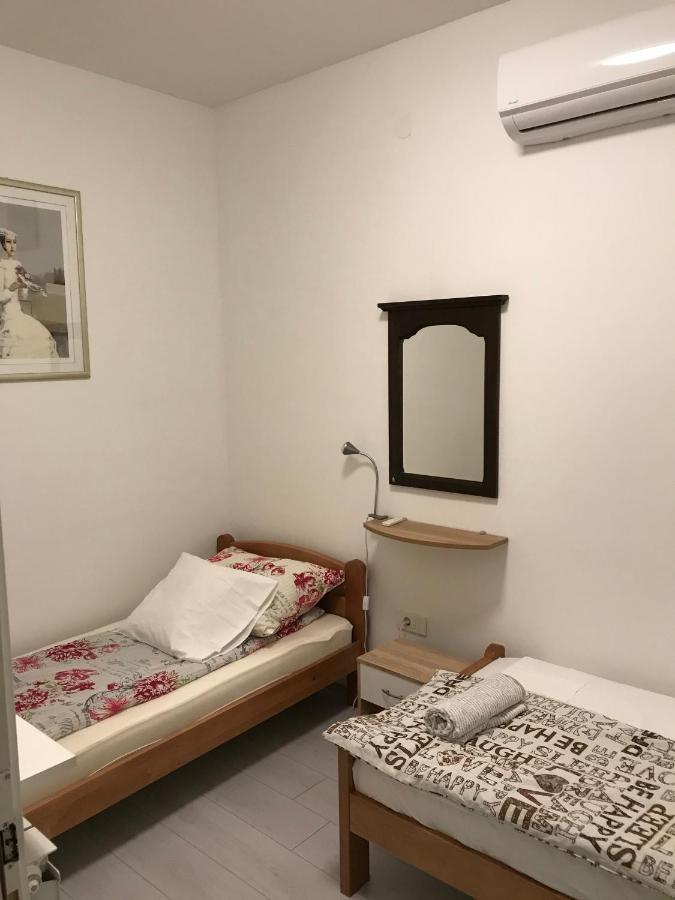 Leptir Hostel Zagreb Luaran gambar